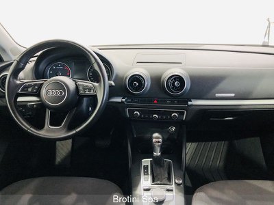 Audi A3 SPB 30 g tron S tronic Business, Anno 2020, KM 83262 - glavna slika