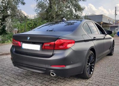 BMW Serie 5 530e xDrive Luxury, Anno 2020, KM 16000 - glavna slika