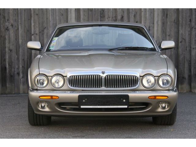 Jaguar XJ 4.0 Sovereign 2 Jahre Garantie - glavna slika