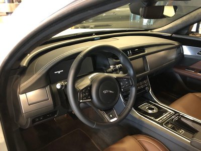 Jaguar XF Sportbrake 2.0 D 180 CV AWD aut. R Sport, Anno 2018, K - glavna slika