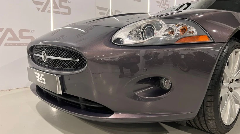 Jaguar XK8 Coupe V8 1.Hand 65Tkm Scheckheft Vollleder - glavna slika