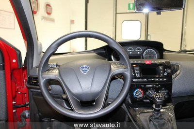 Lancia Ypsilon 1.0 FireFly 5 porte S&S Hybrid Silver, Anno 2022, - glavna slika