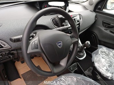Lancia Ypsilon 1.0 FireFly 5 porte S&S Hybrid Silver, Anno 2023, - glavna slika