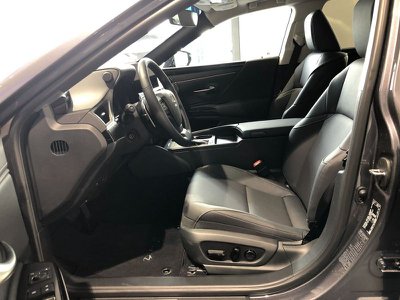 Lexus UX Hybrid F Sport, Anno 2019, KM 40000 - glavna slika