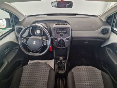 Peugeot 3008 1.2 Turbo 130cv Active + Car Play, Anno 2020, KM 36 - glavna slika