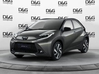 Toyota Yaris 1.5 Hybrid 5 porte Trend, Anno 2023, KM 10 - glavna slika