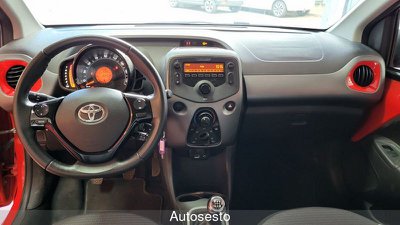 Toyota Aygo X 1.0 VVT i 72 CV 5 porte Lounge Air, Anno 2023, KM - glavna slika