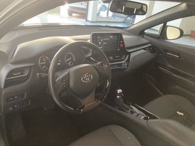 Toyota C HR 1.8 Hybrid E CVT Dynamic, Anno 2019, KM 58158 - glavna slika