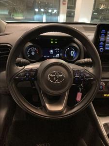 Toyota Yaris 1.0 5 porte Trend, Anno 2022, KM 13558 - glavna slika