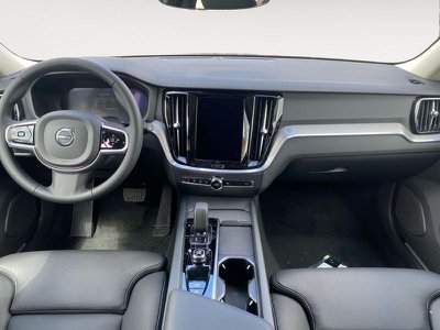 Volvo EX30 Single Motor Extended Range RWD Plus, Anno 2024, KM 1 - glavna slika