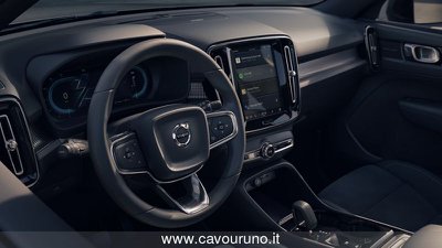 Volvo XC40 B3 automatico Essential, KM 0 - glavna slika
